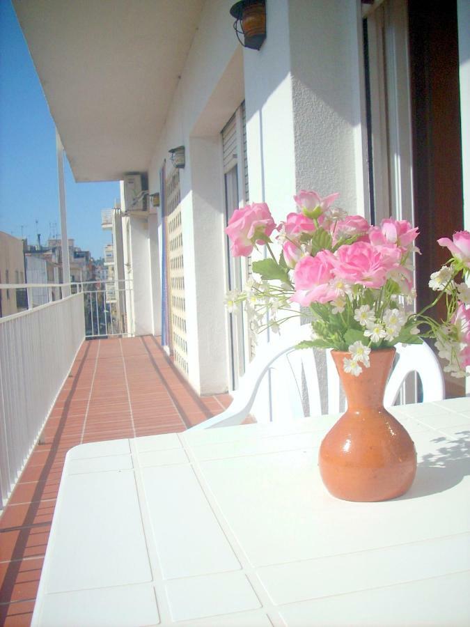 Appartamento Calella De La Costa Esterno foto